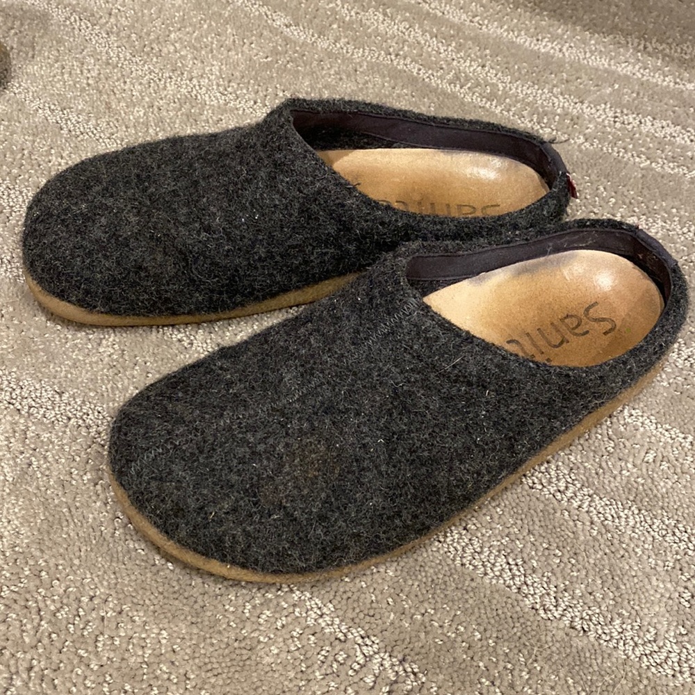Sanita wool clogs size 39